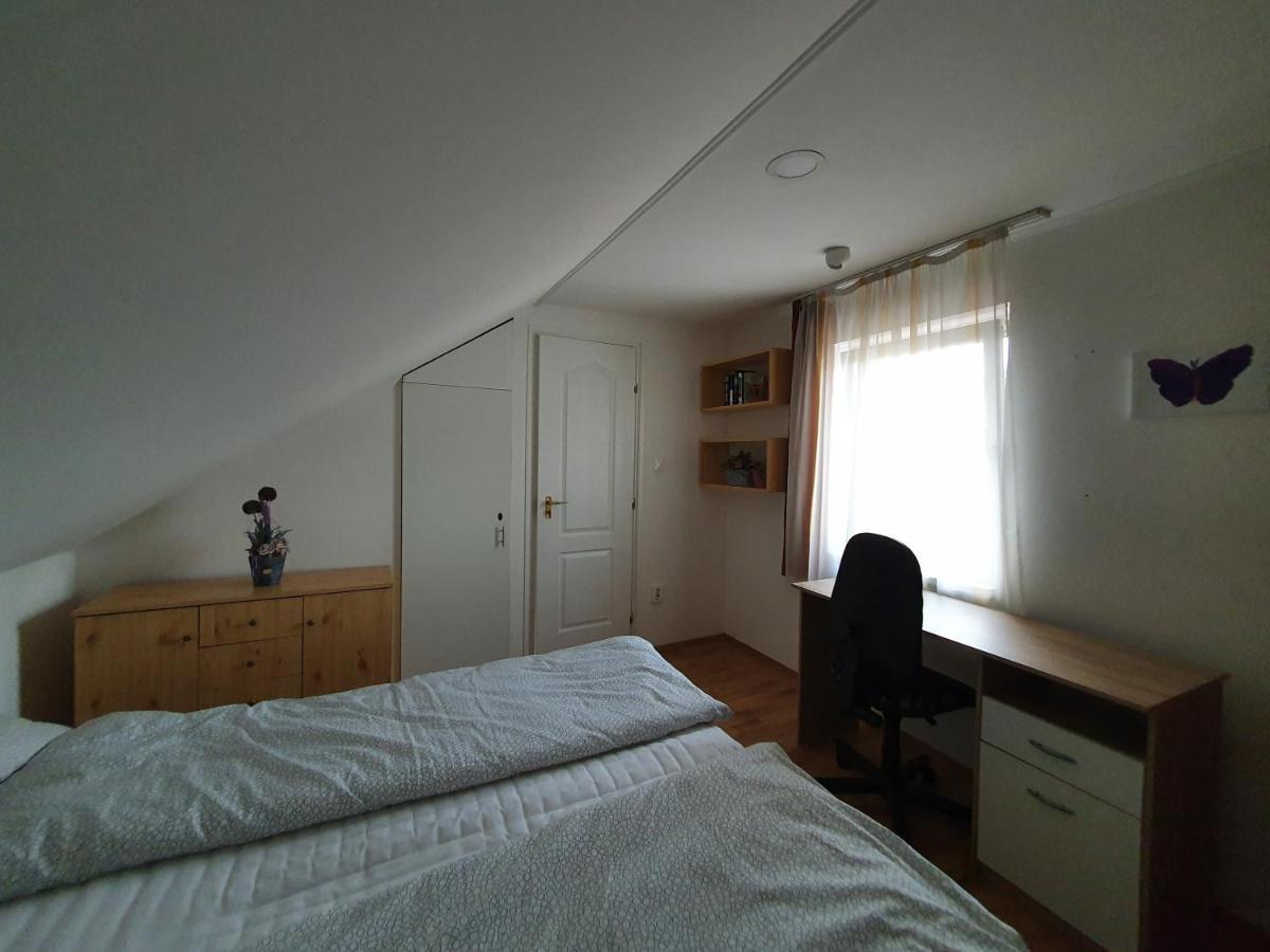 Nyil Apartman Wellnes Debrecen Eksteriør bilde